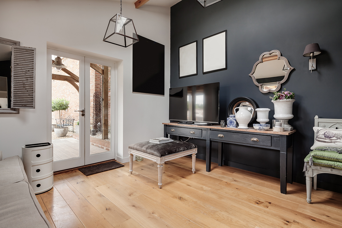 Welcome to Fine Lines Decorating